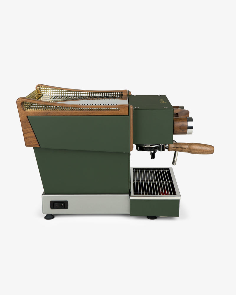 Café Leon Dore / La Marzocco Linea Micra