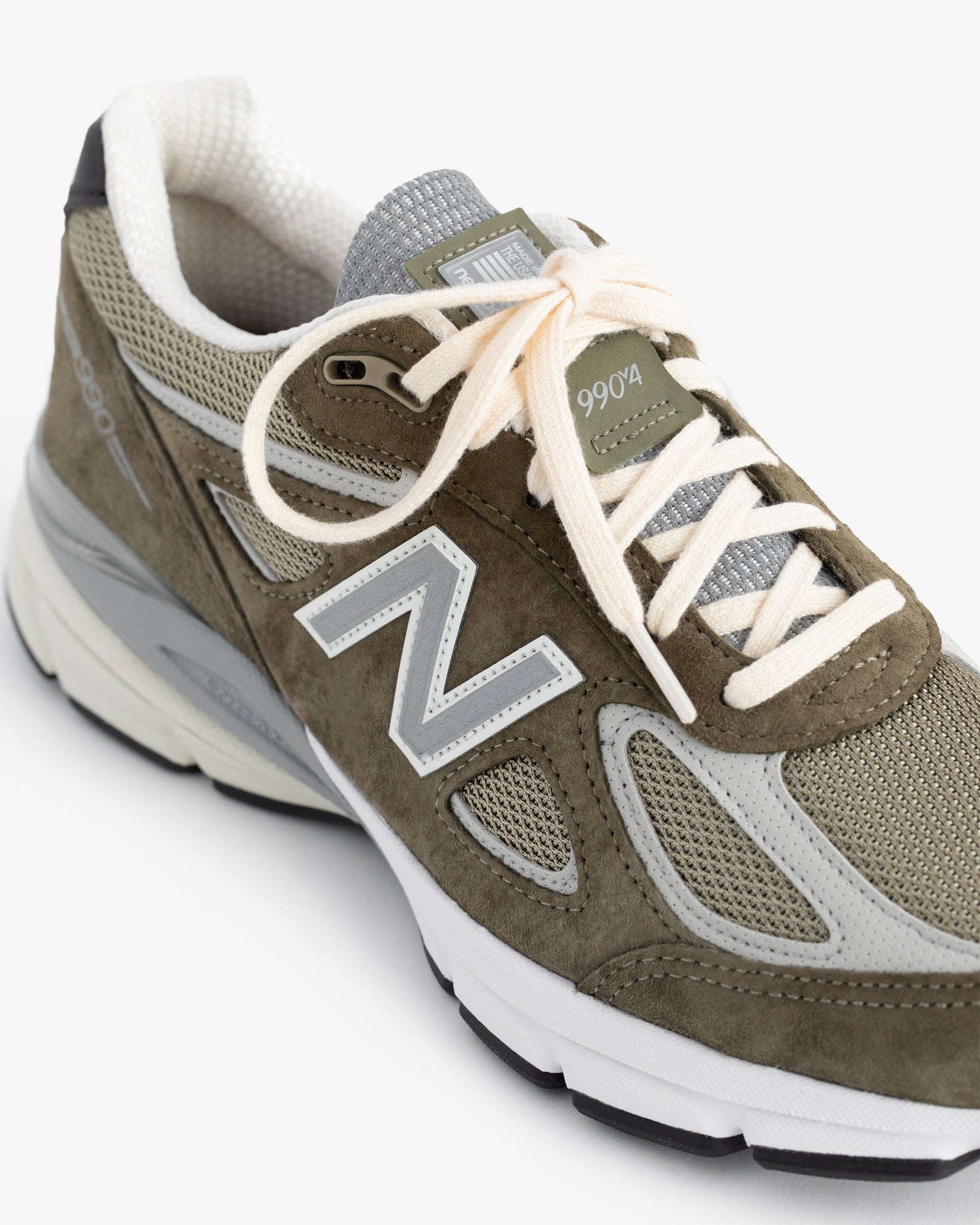 ALD New Balance 990v4 – Aimé Leon Dore EU