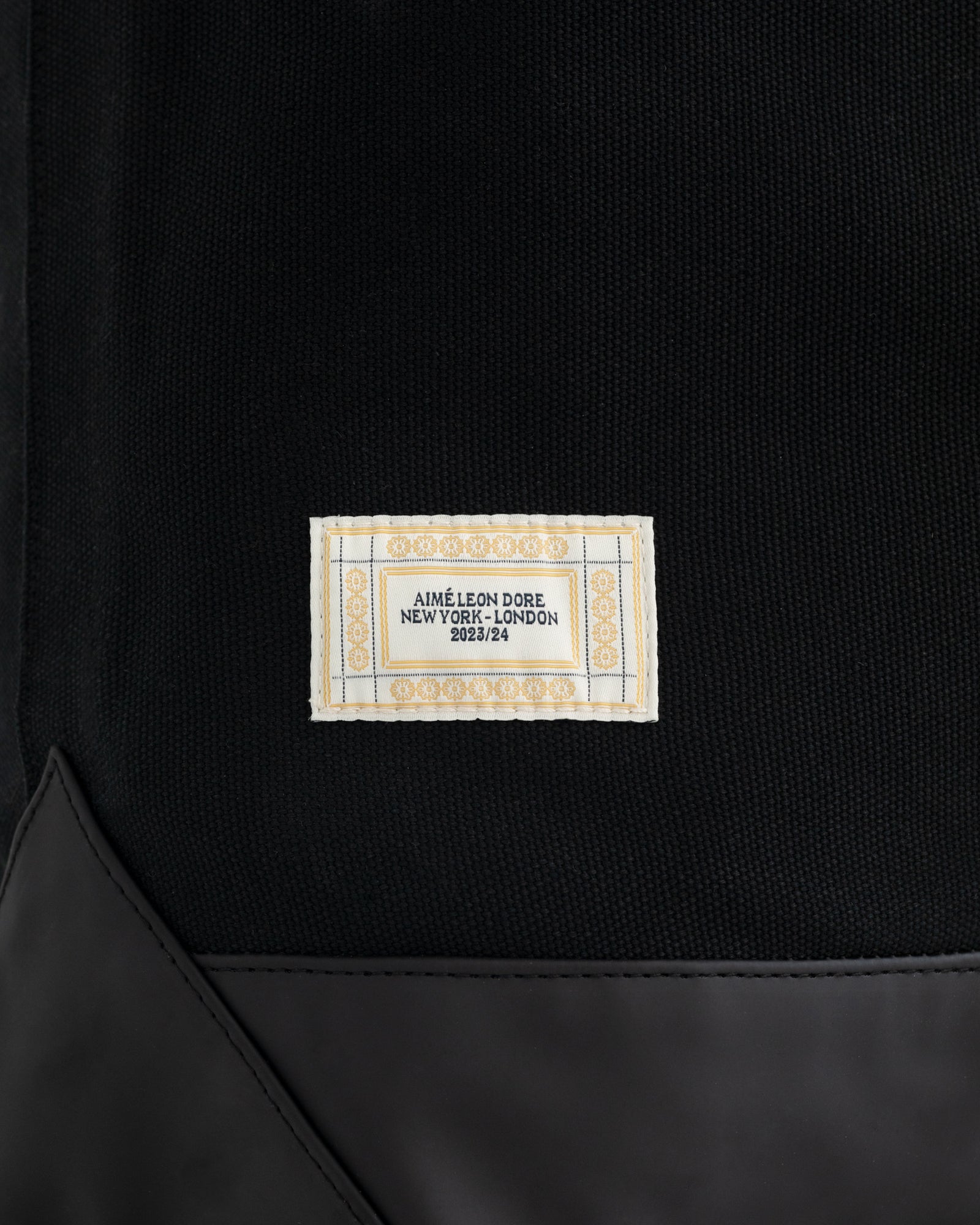 Megalo Tote