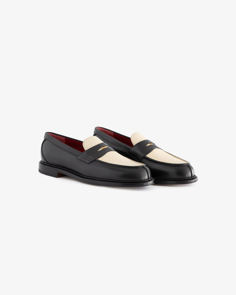 Queens  Crest  Loafer