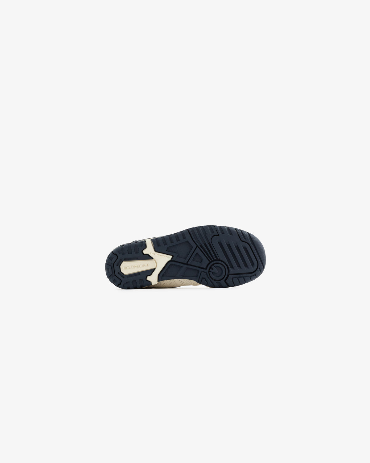 ALD / NB P550 Basketball Oxfords - Little Kids with a black rubber sole shown from the bottom on white background.