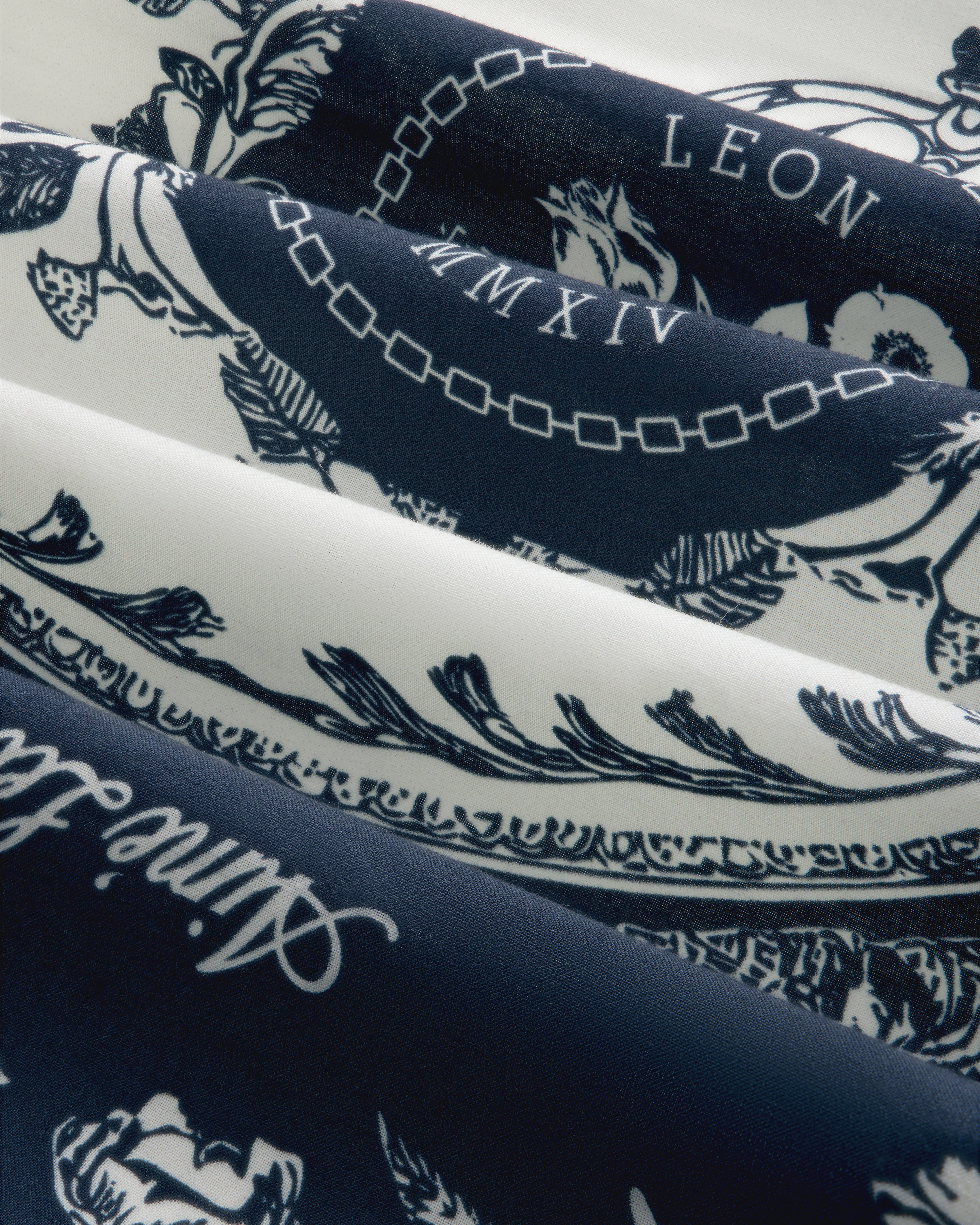 Queens Crest Crown Bandana