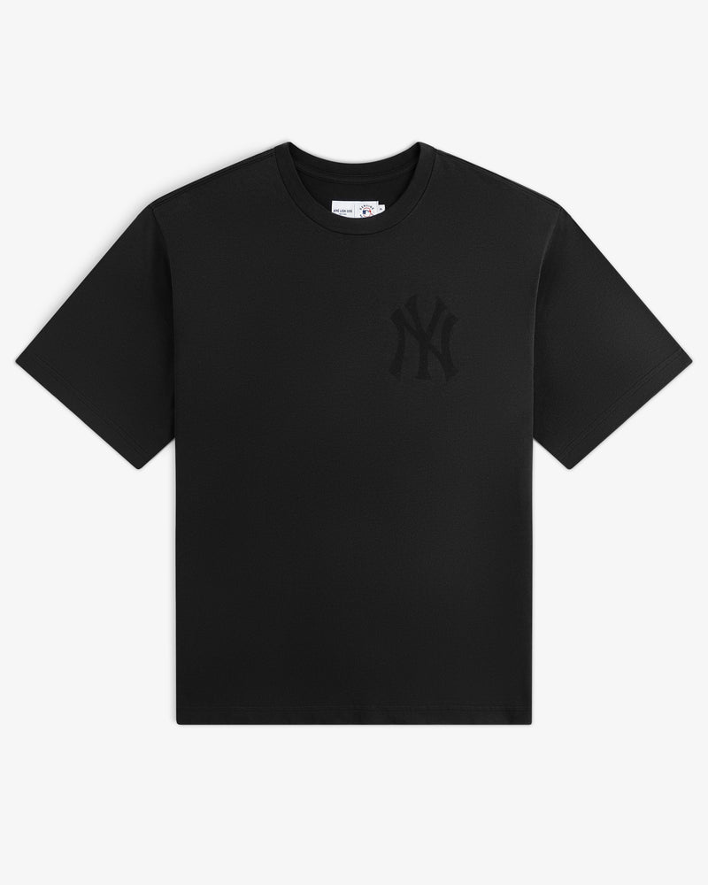 Yankees Washed Logo Tee: black, short sleeves, subtle NY Yankees logo on the left chest.