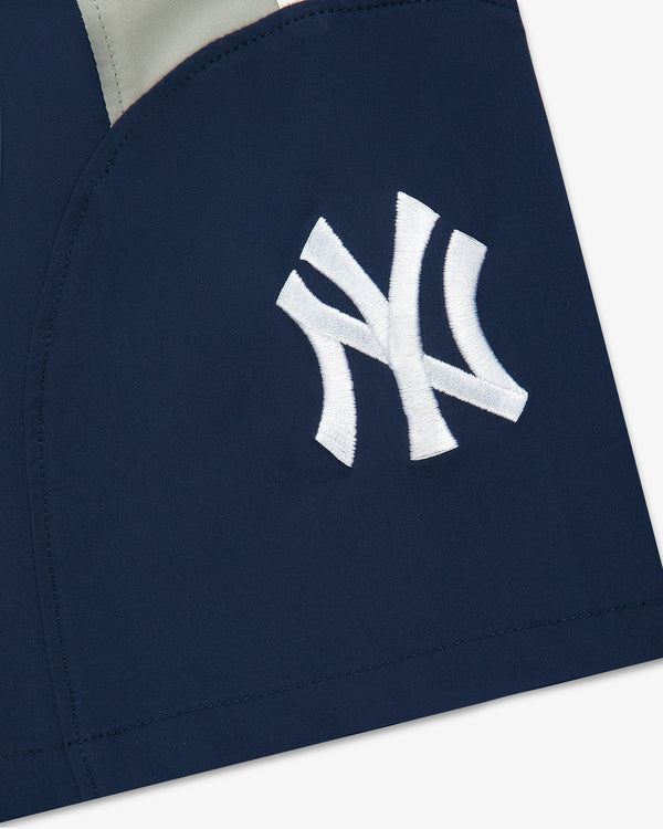 ALD / New York Yankees Court Short