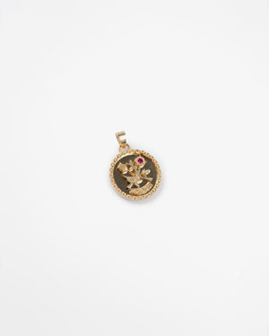 14Kt Queens Crest Pendant