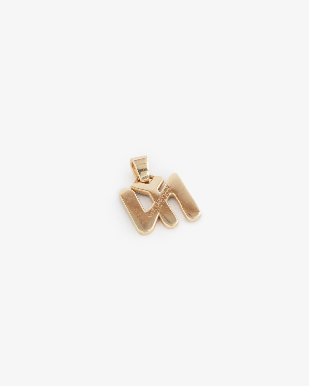 14Kt Gold Pendant featuring a Chai shape on a white background.